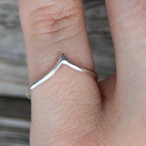 silver chevron ring, handmade, midi ring, women